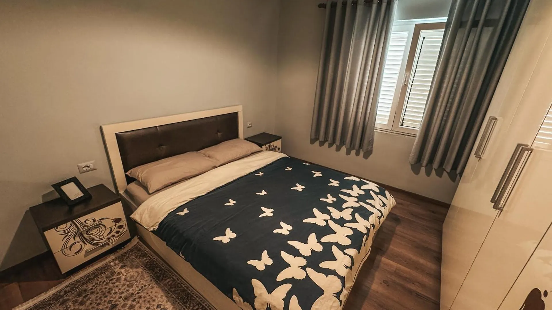 Dizdari Apartments 2 - City Center 0*, Tirana Albania
